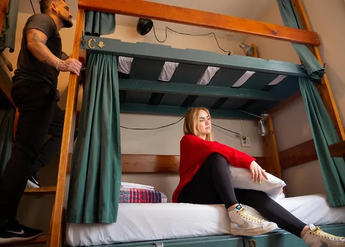 Green Tortoise Hostel Seattle